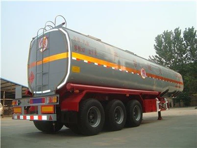 Přívěsy s palivovou nádrží